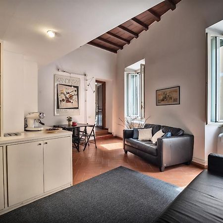 Appartamento Via Dei Baullari โรม ภายนอก รูปภาพ