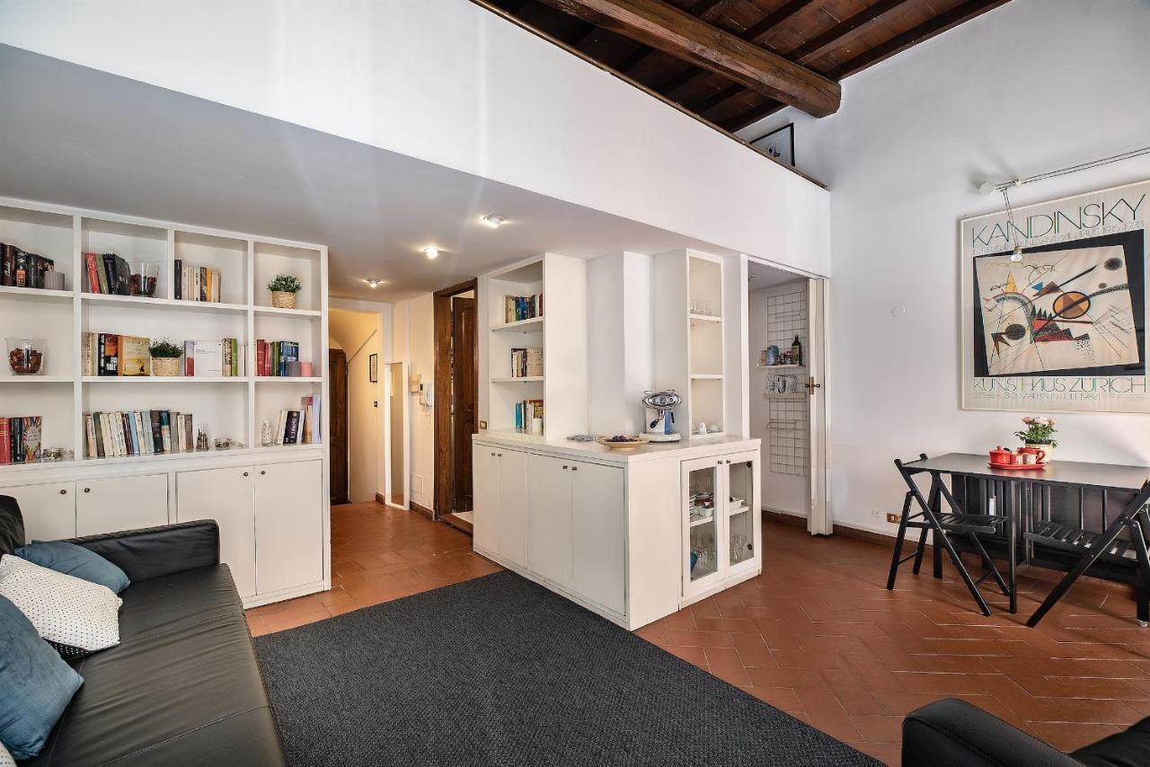 Appartamento Via Dei Baullari โรม ภายนอก รูปภาพ